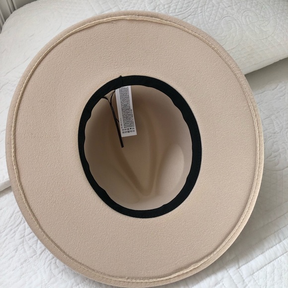 Sale 🇺🇸 Brand New Nude hat - Picture 5 of 5